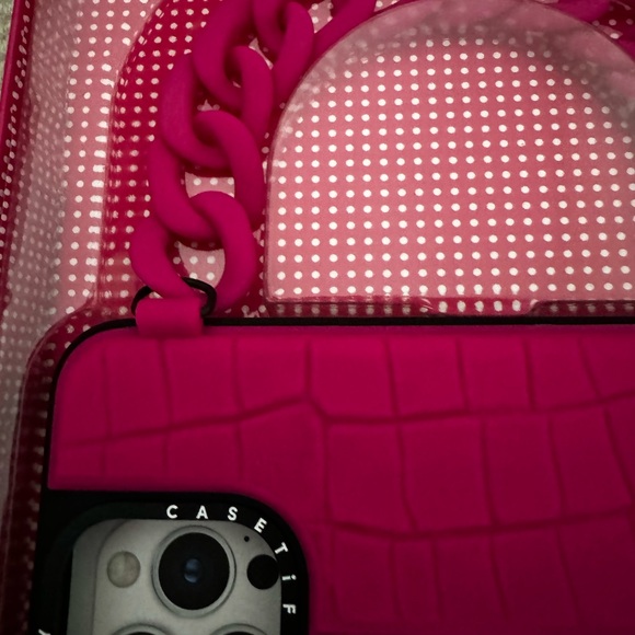 LIMITED EDITION BARBIE Phone Case w/Chain Handle, New In Box~BACK TO SCHOOL SALE - Picture 3 of 8